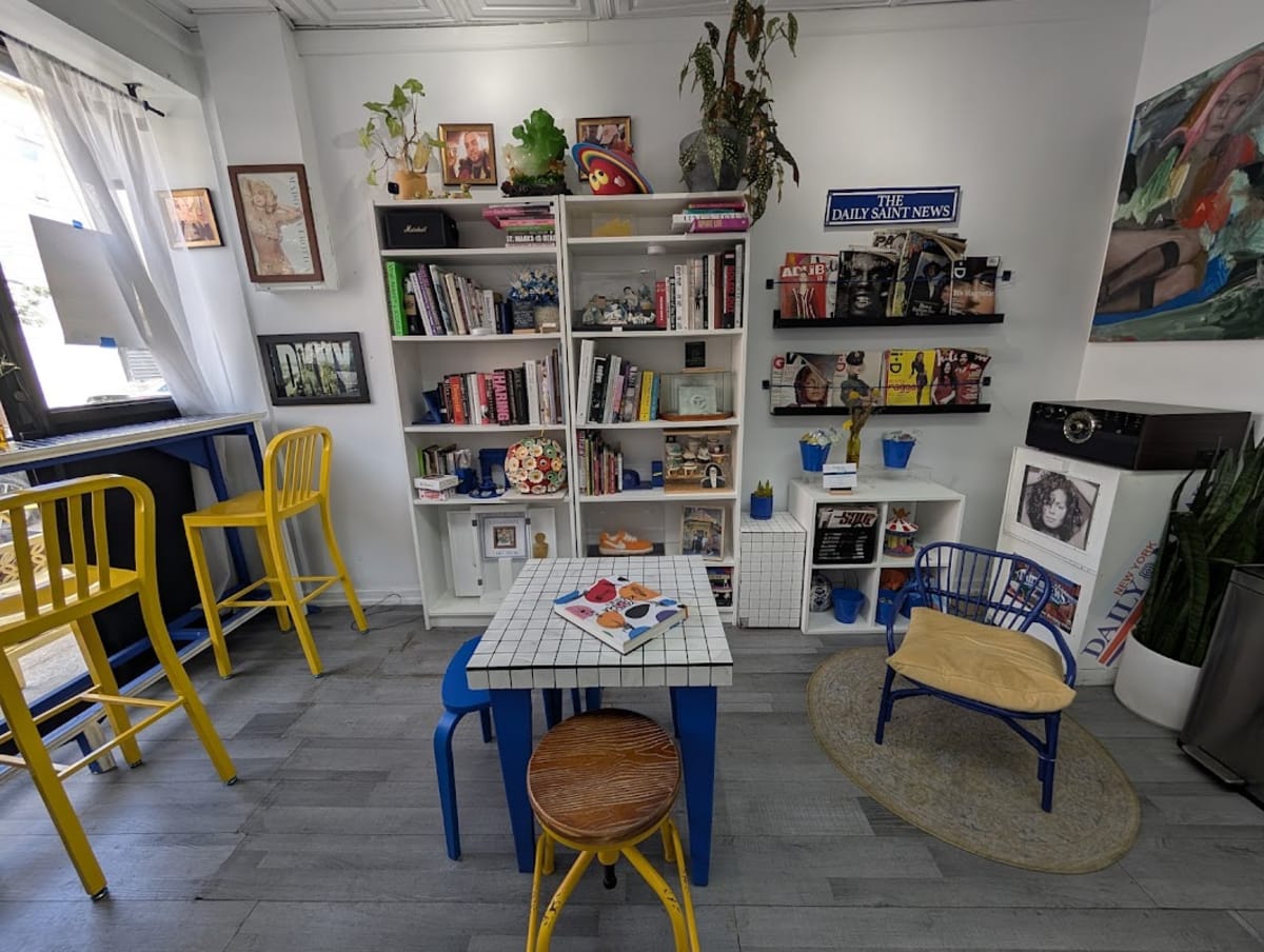 Saint Michel Cafe - Photo 5