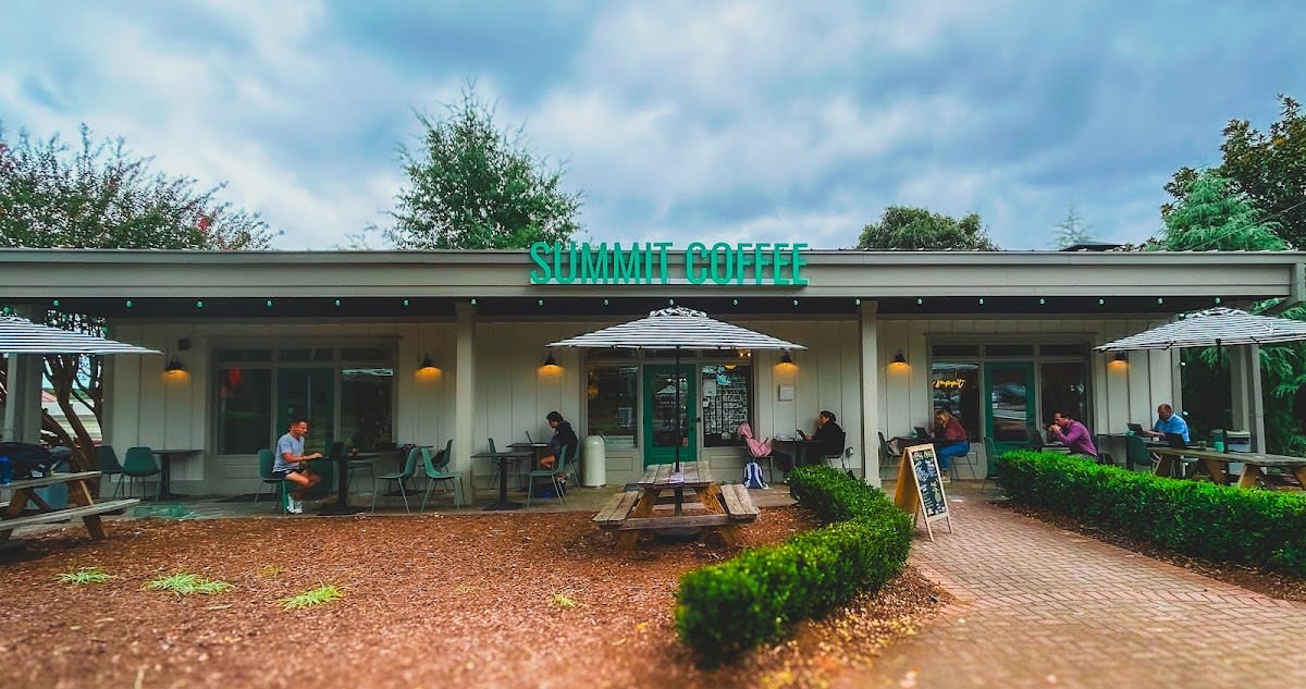 Summit Coffee Roswell - Photo 4