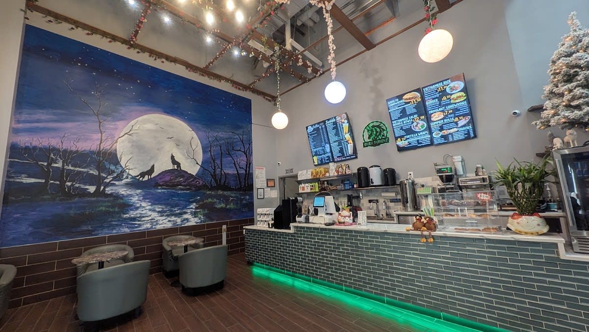 Wolf forest cafe - Photo 3