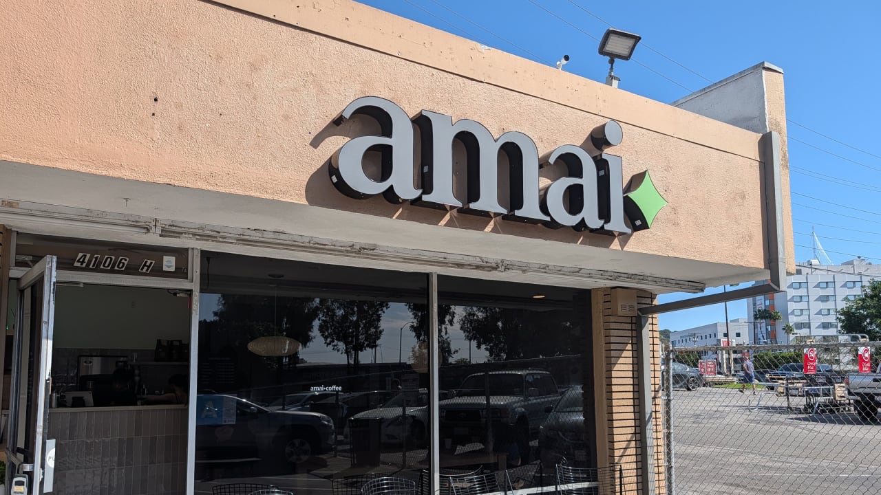 Amai coffee & tea - Photo 1