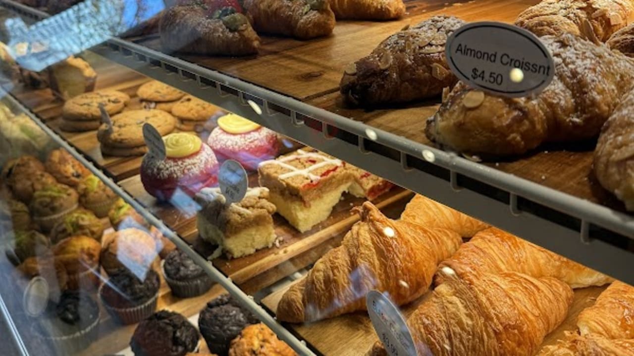 Cafe Aroma - Photo 5