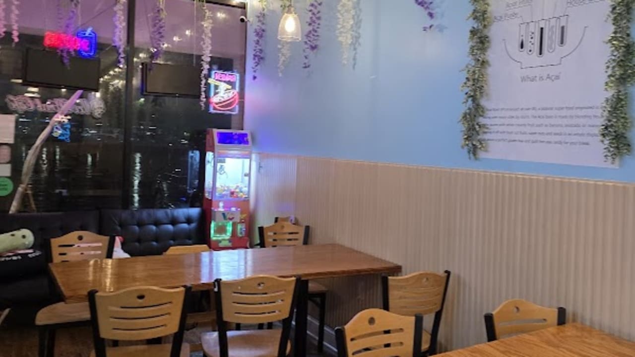 Ice Point Poke & Ramen - Photo 5