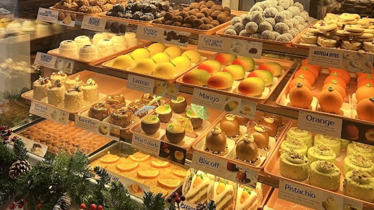 The Oasis Cafe - Photo 5
