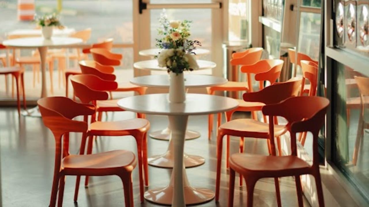 Volta Cafe - Photo 1