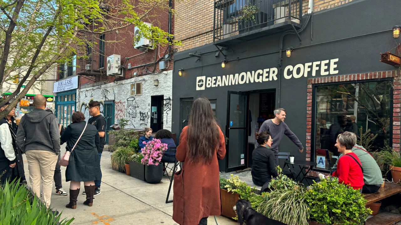Beanmonger Coffee - Photo 1