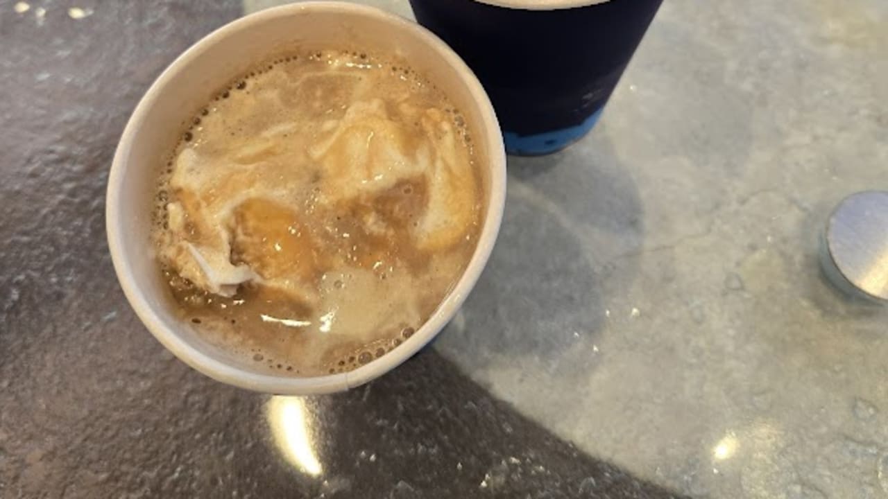 Blue Bottle Coffee - Photo 4
