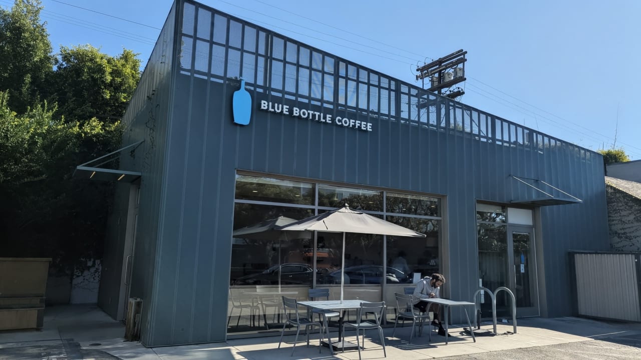 Blue Bottle Coffee - Photo 1