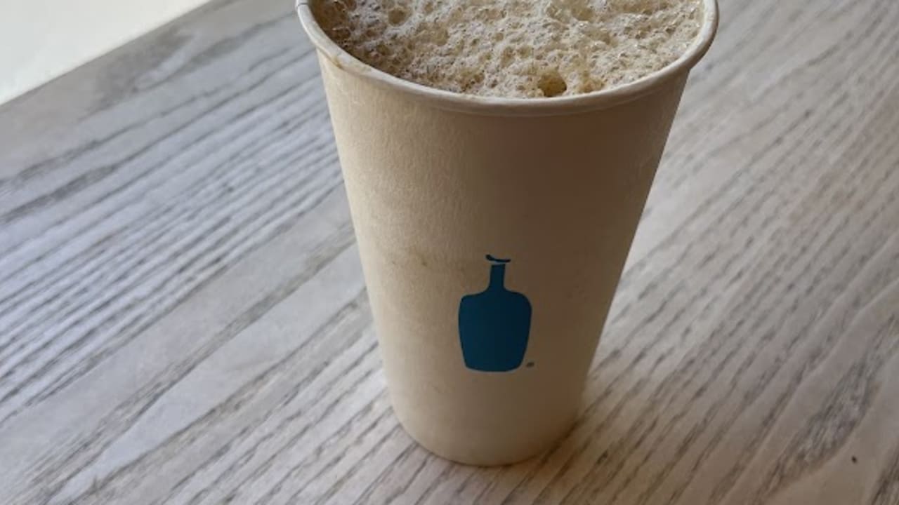 Blue Bottle Coffee - Photo 3