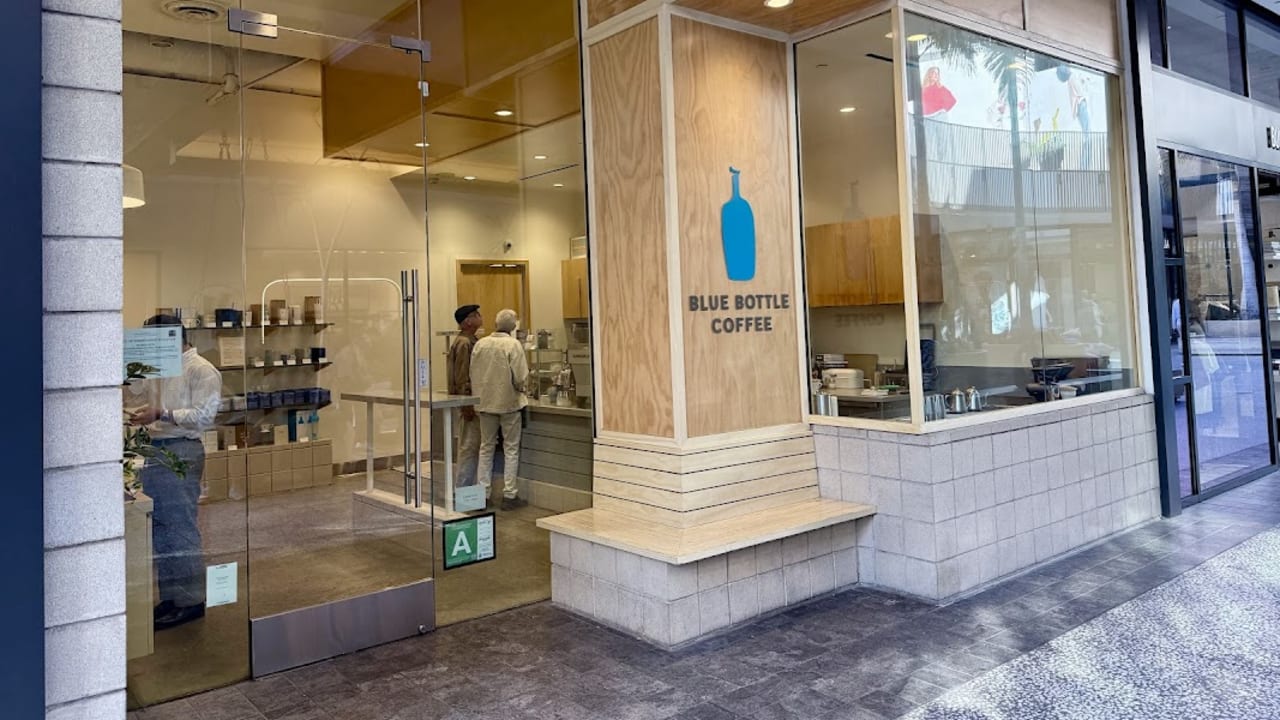 Blue Bottle Coffee - Photo 4