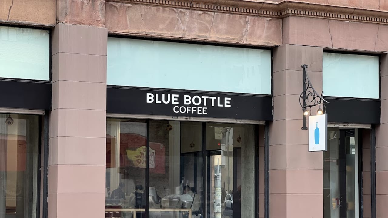 Blue Bottle Coffee - Photo 4