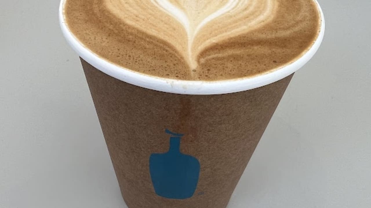 Blue Bottle Coffee - Photo 2