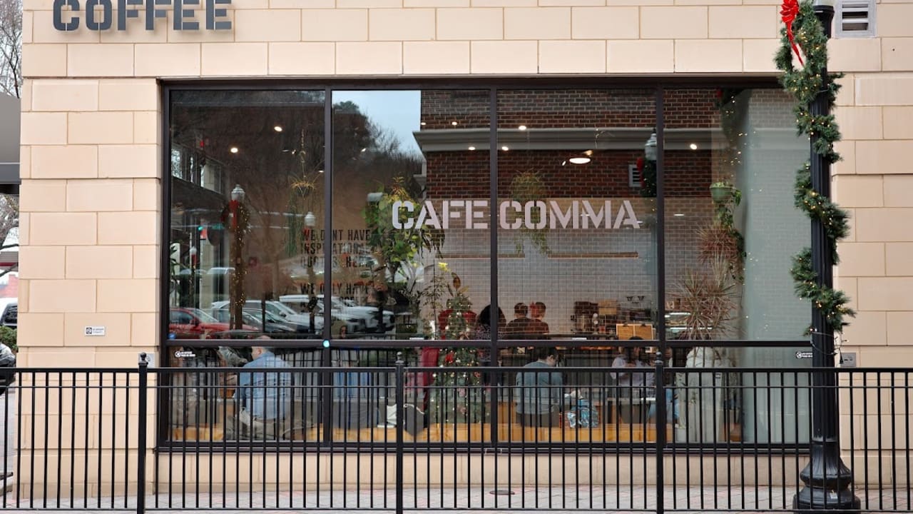 Cafe Comma - Photo 2