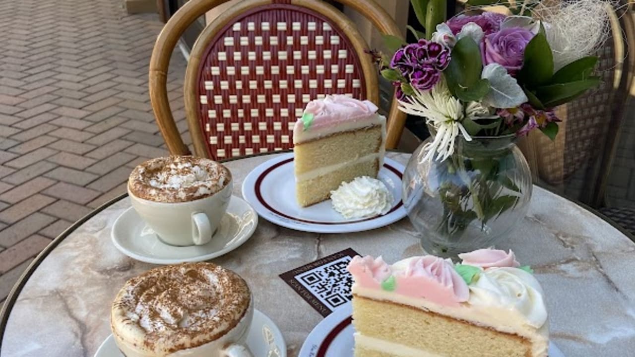 Café Intermezzo - Photo 3