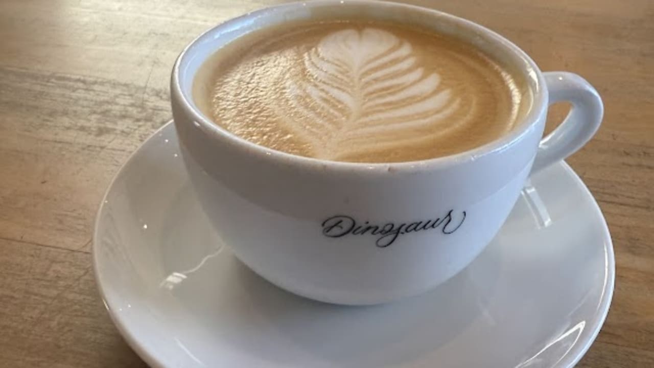 Dinosaur Coffee - Photo 4