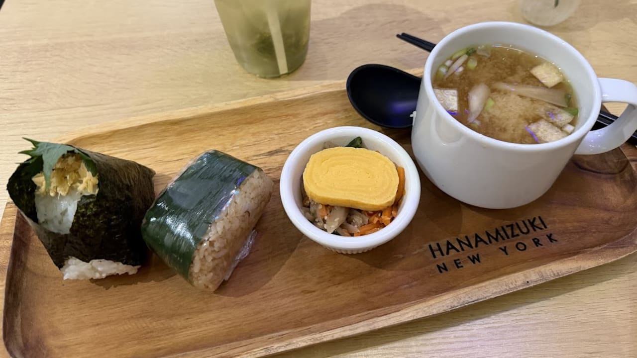Hanamizuki Cafe - Photo 4