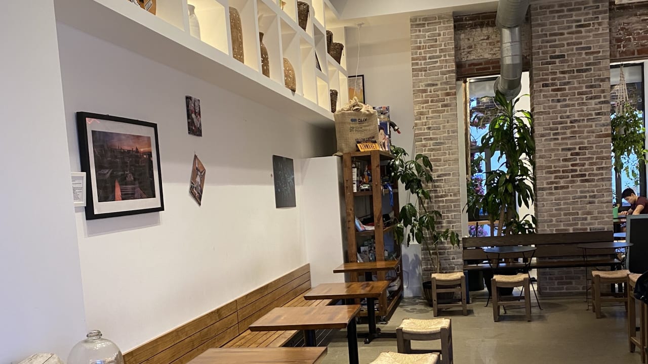 Coffee Cloud — matcha shop interior or drinks
