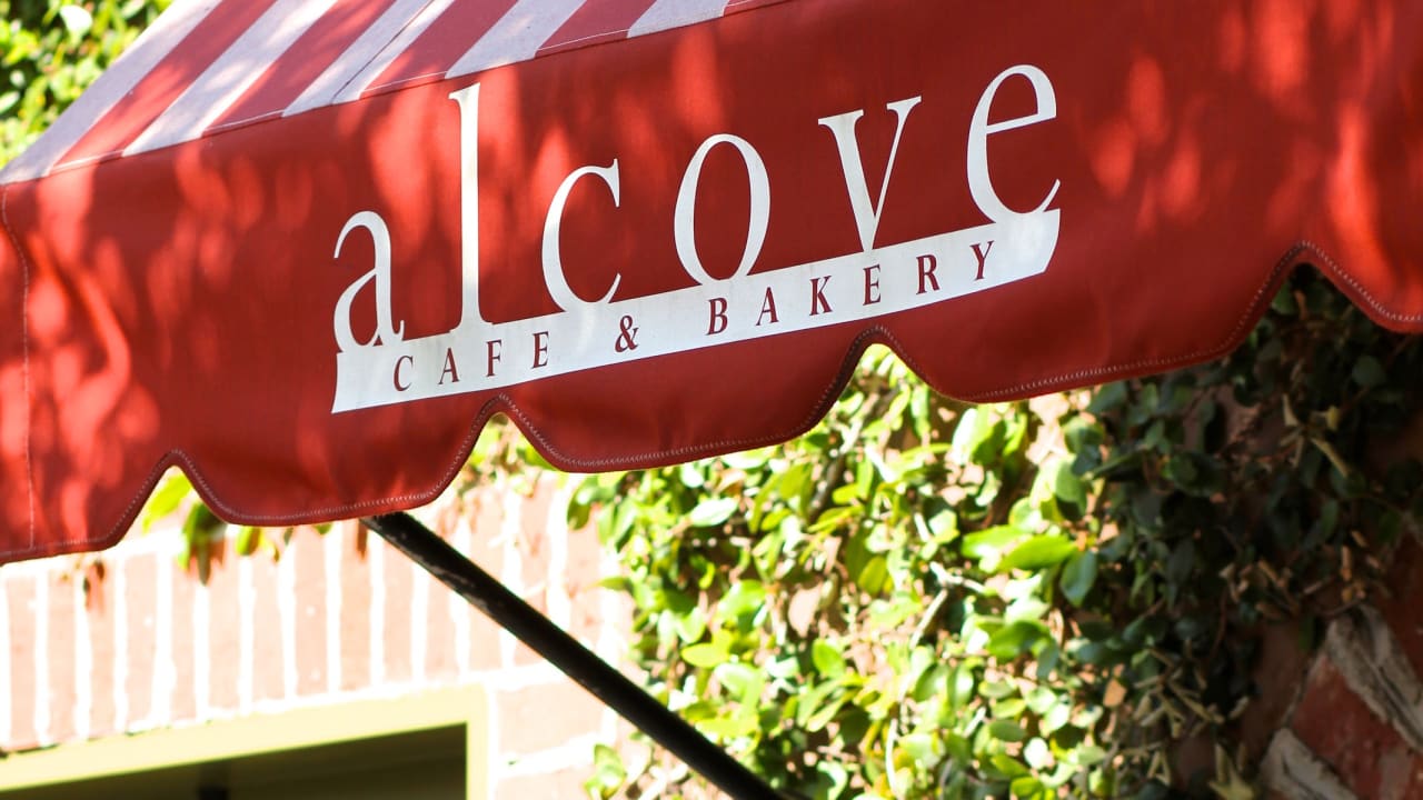 Alcove - Photo 1