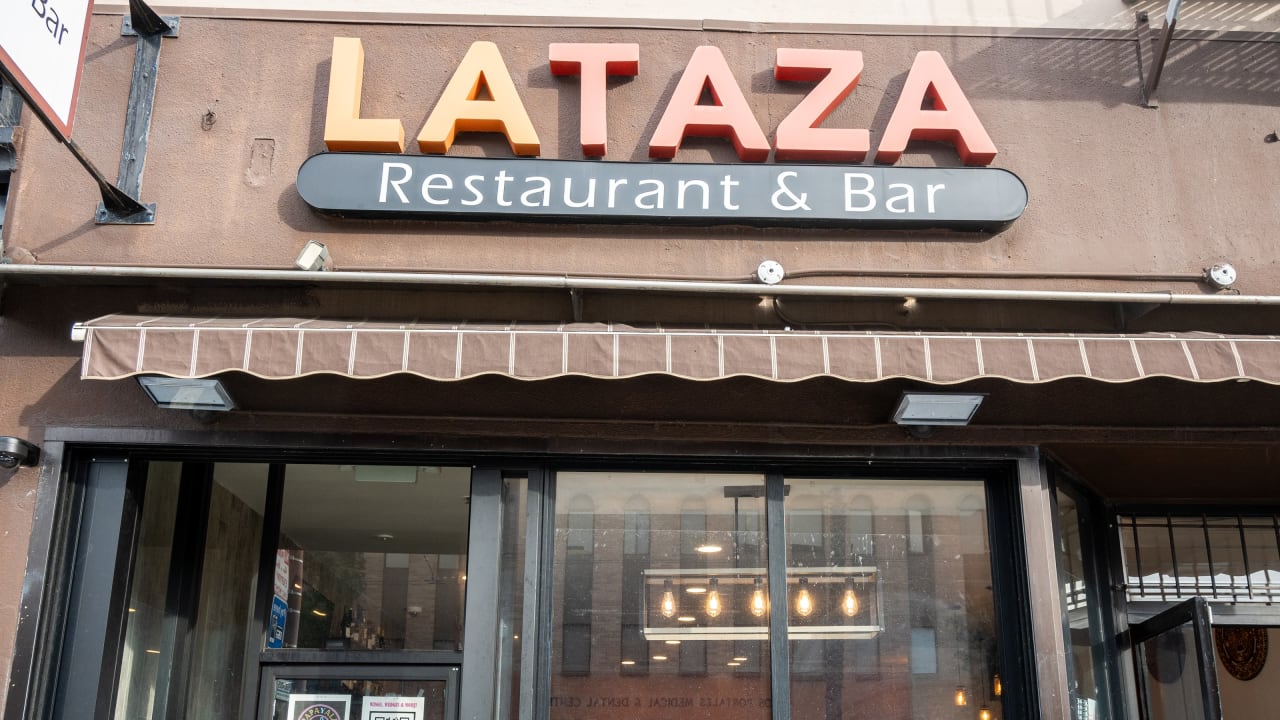 Cafe La Taza β matcha shop interior or drinks