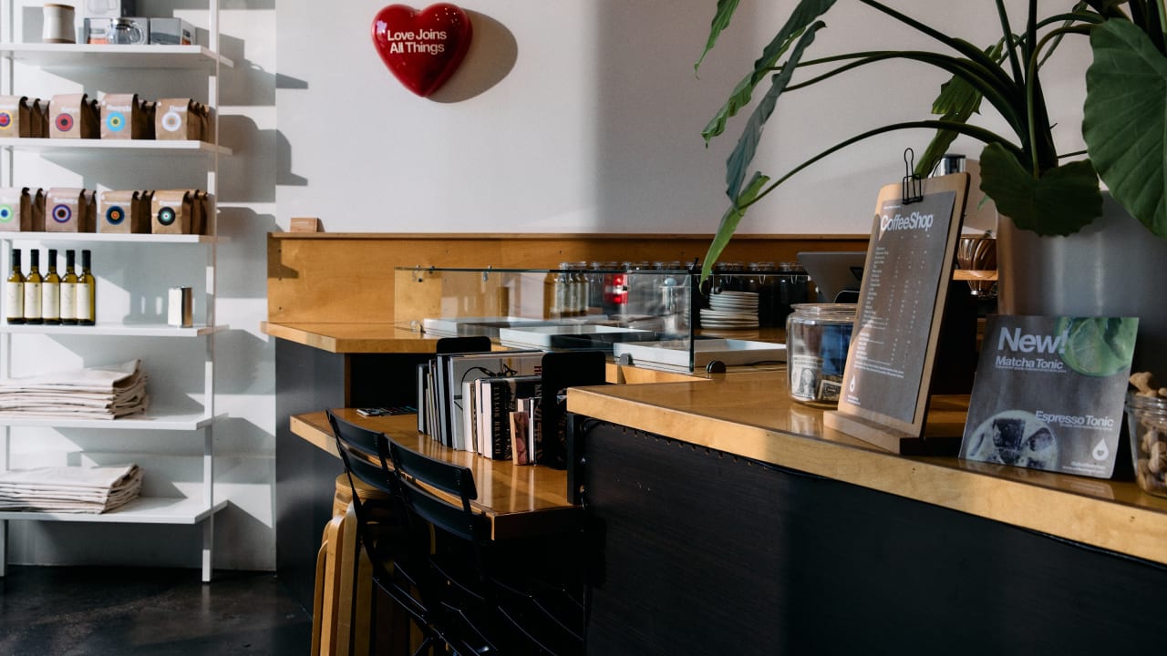 CoffeeShop - Photo 1