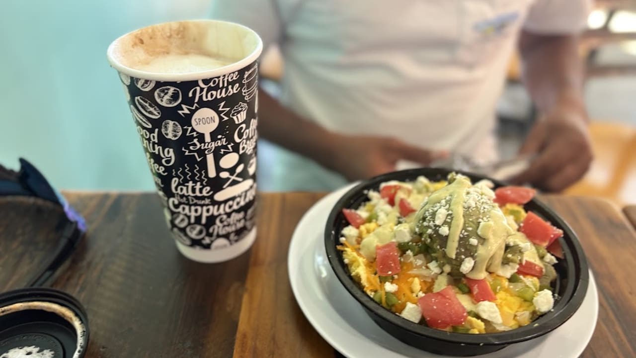 Just Love Coffee Cafe - Gallatin - Photo 4