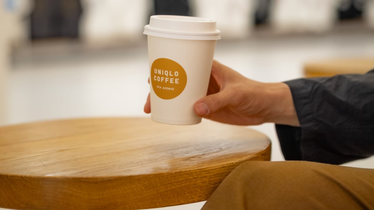 UNIQLO COFFEE 5th Avenue β matcha shop interior or drinks