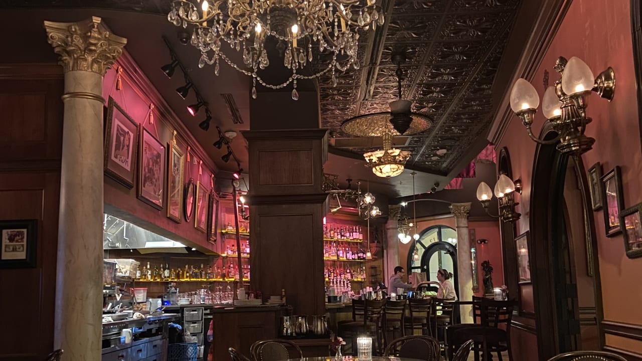 Café Intermezzo - Nashville - Photo 4
