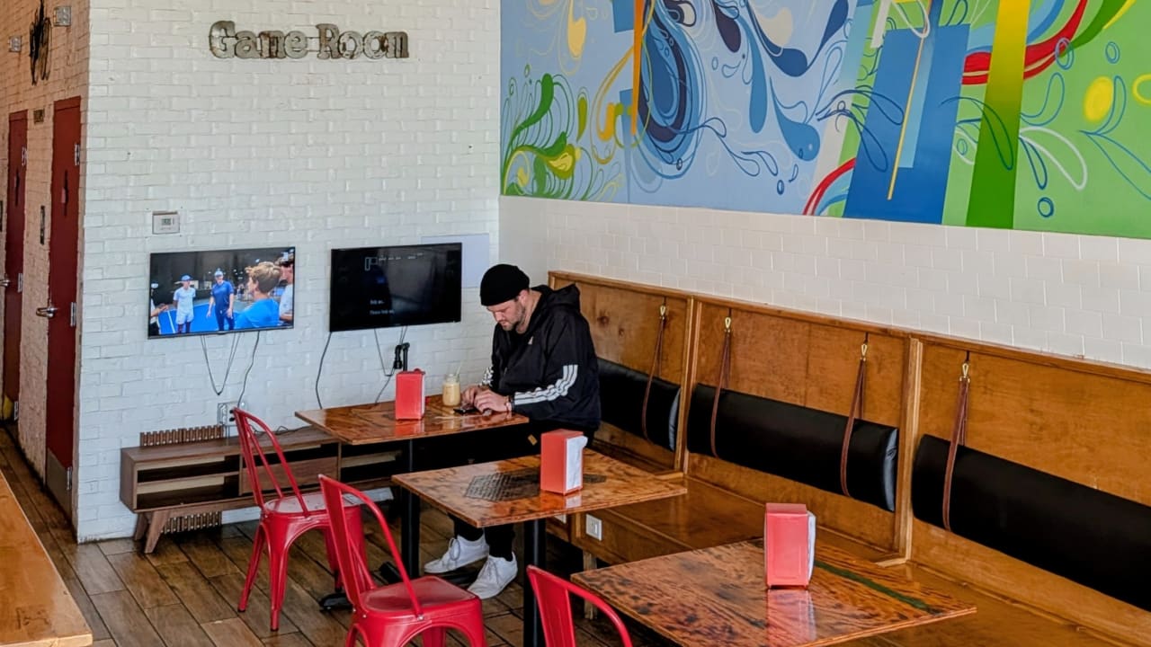 Bella Vista Coffee Shop and Latin Brunch - Photo 5