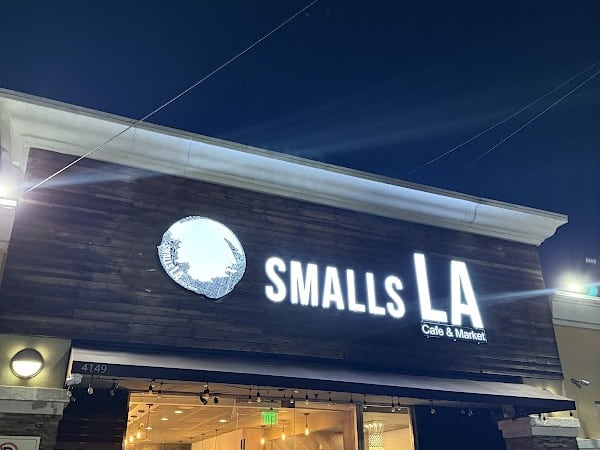 Smalls LA Cafe & Market - Arlington Heights