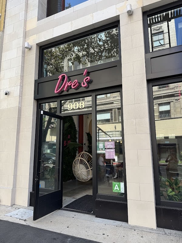 Dre's Cafe thumbnail