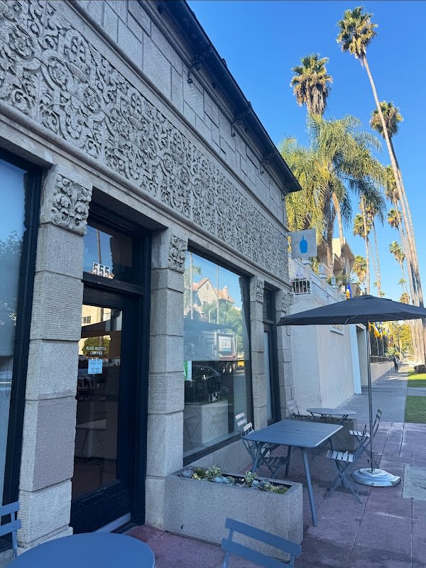 Blue Bottle Coffee thumbnail