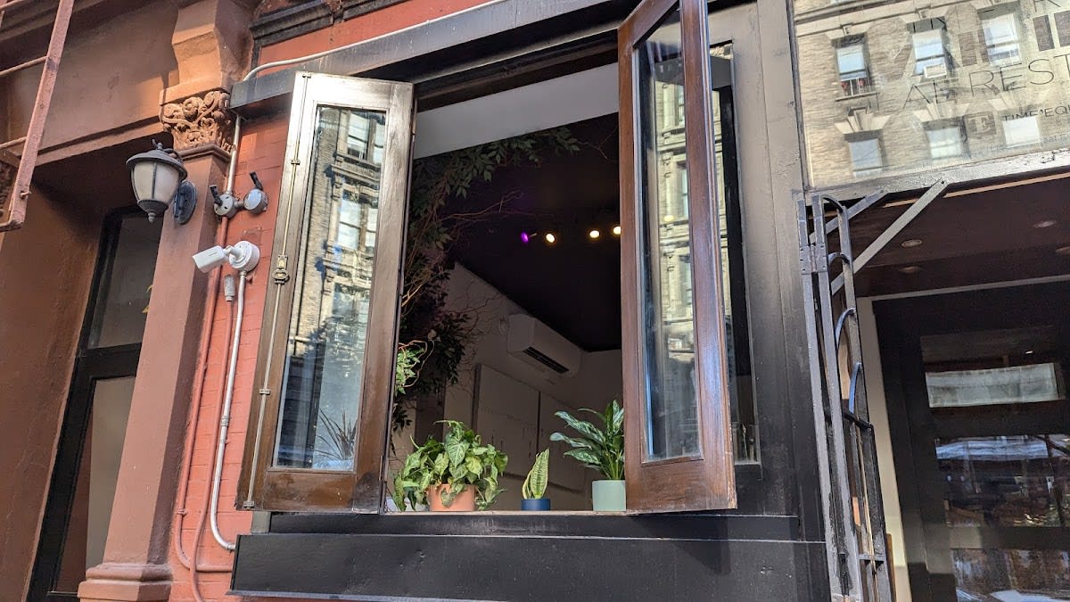 Chaotic Good Cafe thumbnail