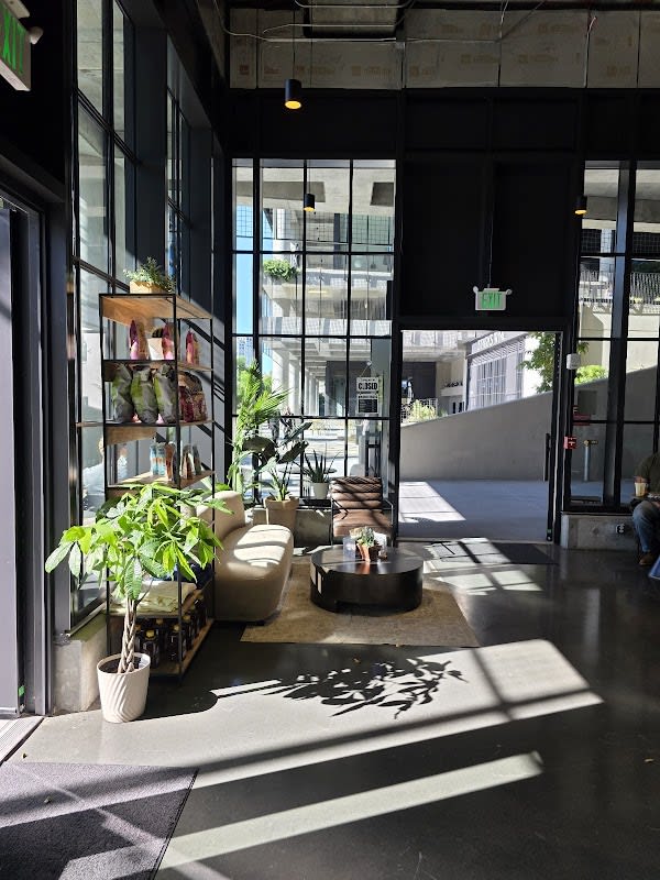 E+Rose Wellness Cafe thumbnail