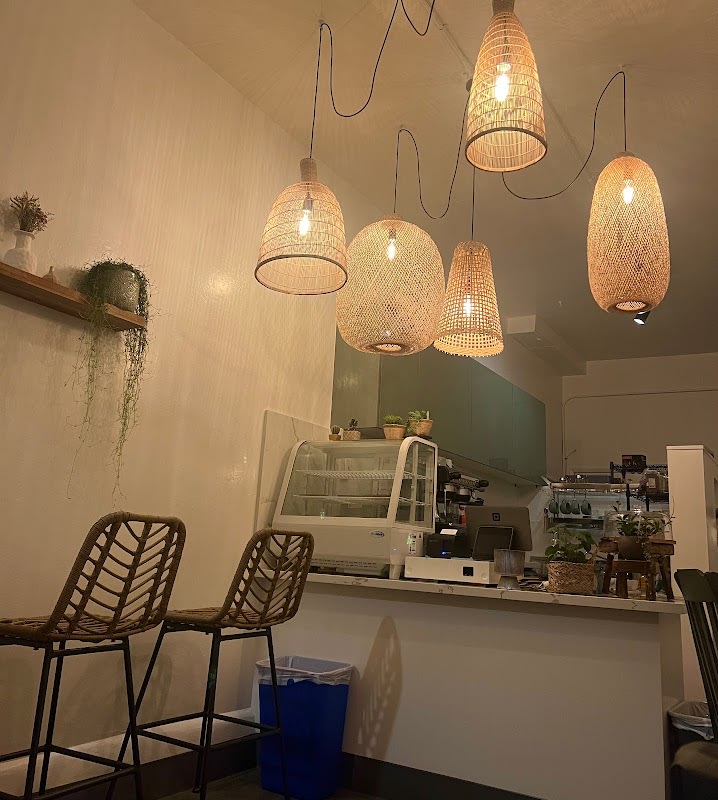 Earth Tone Cafe thumbnail