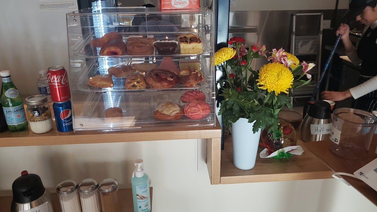 El Corazon Cafe thumbnail