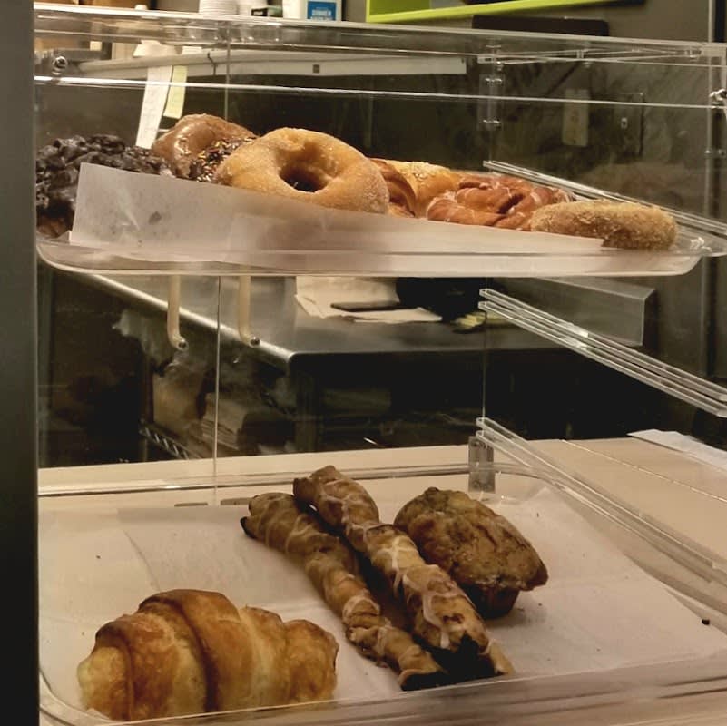 Le Petit Cafe thumbnail