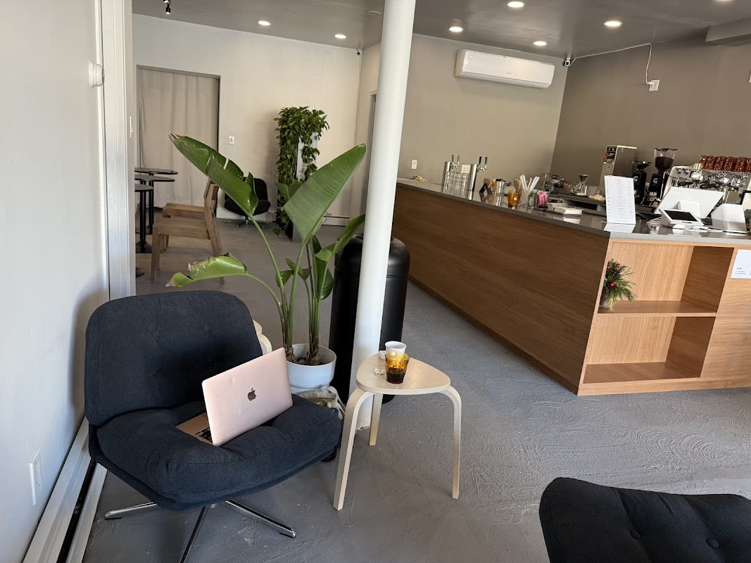 Off Grids Common thumbnail