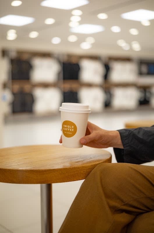 UNIQLO COFFEE 5th Avenue thumbnail
