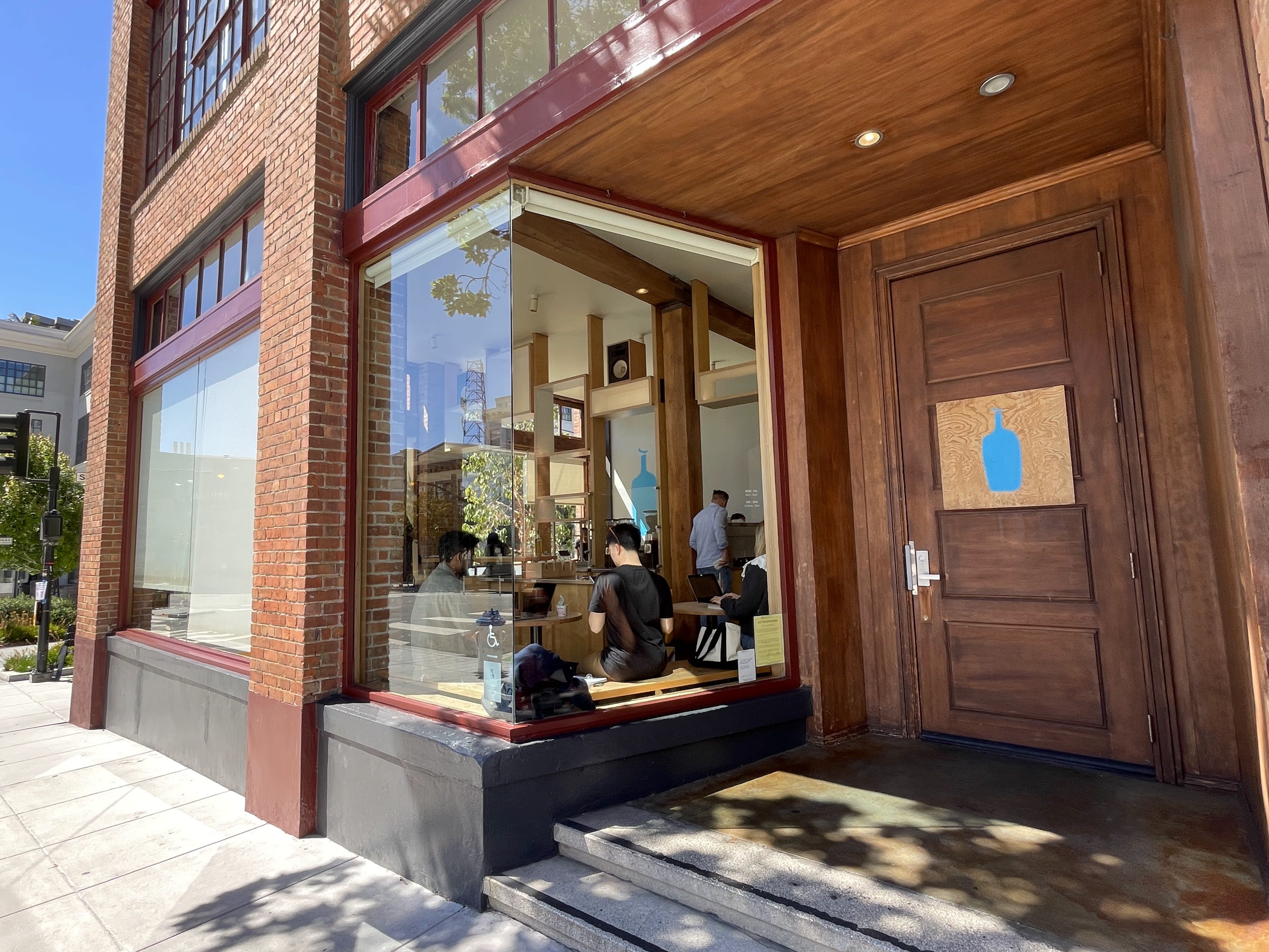 Blue Bottle Coffee thumbnail