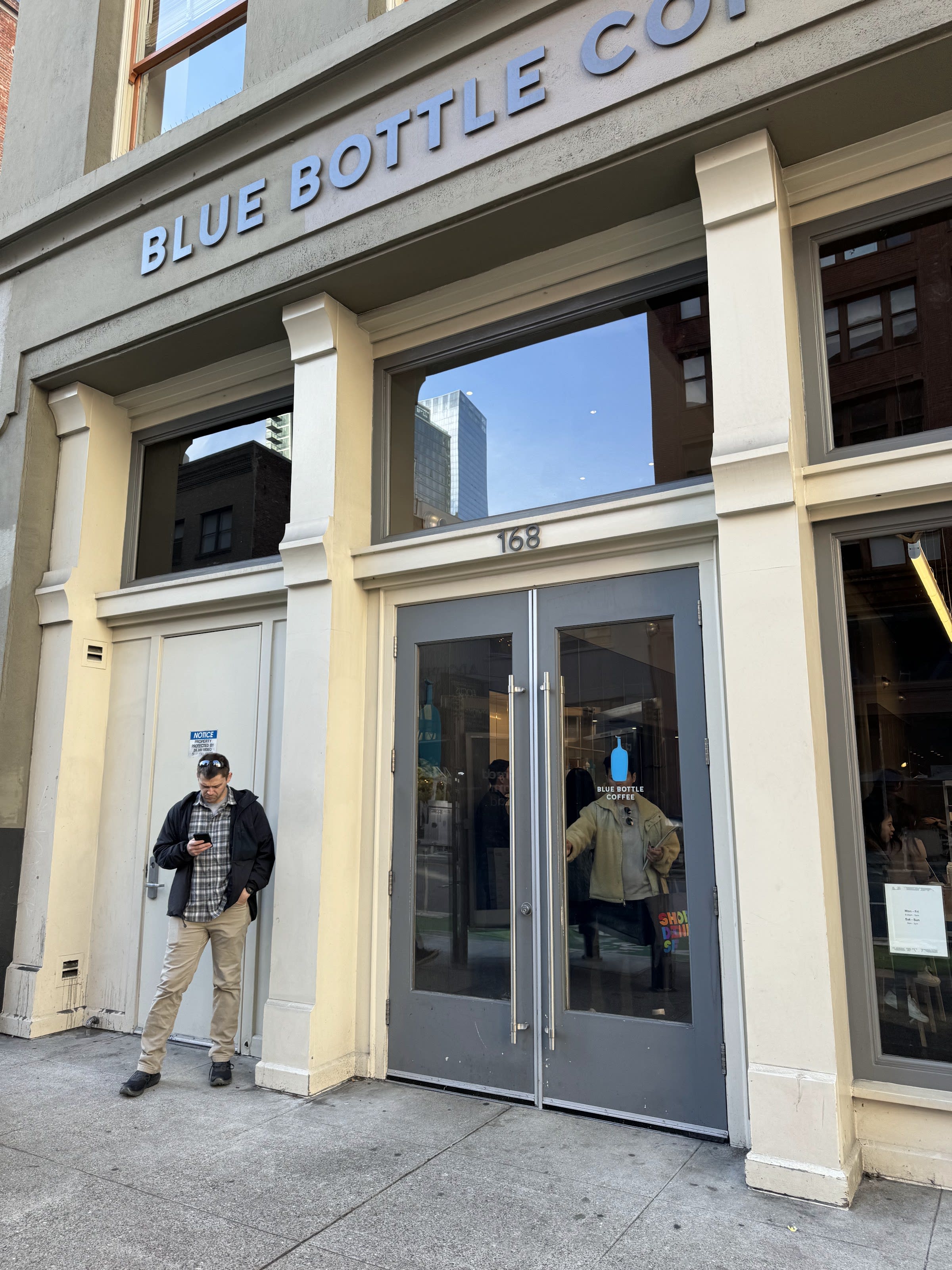 Blue Bottle Coffee thumbnail