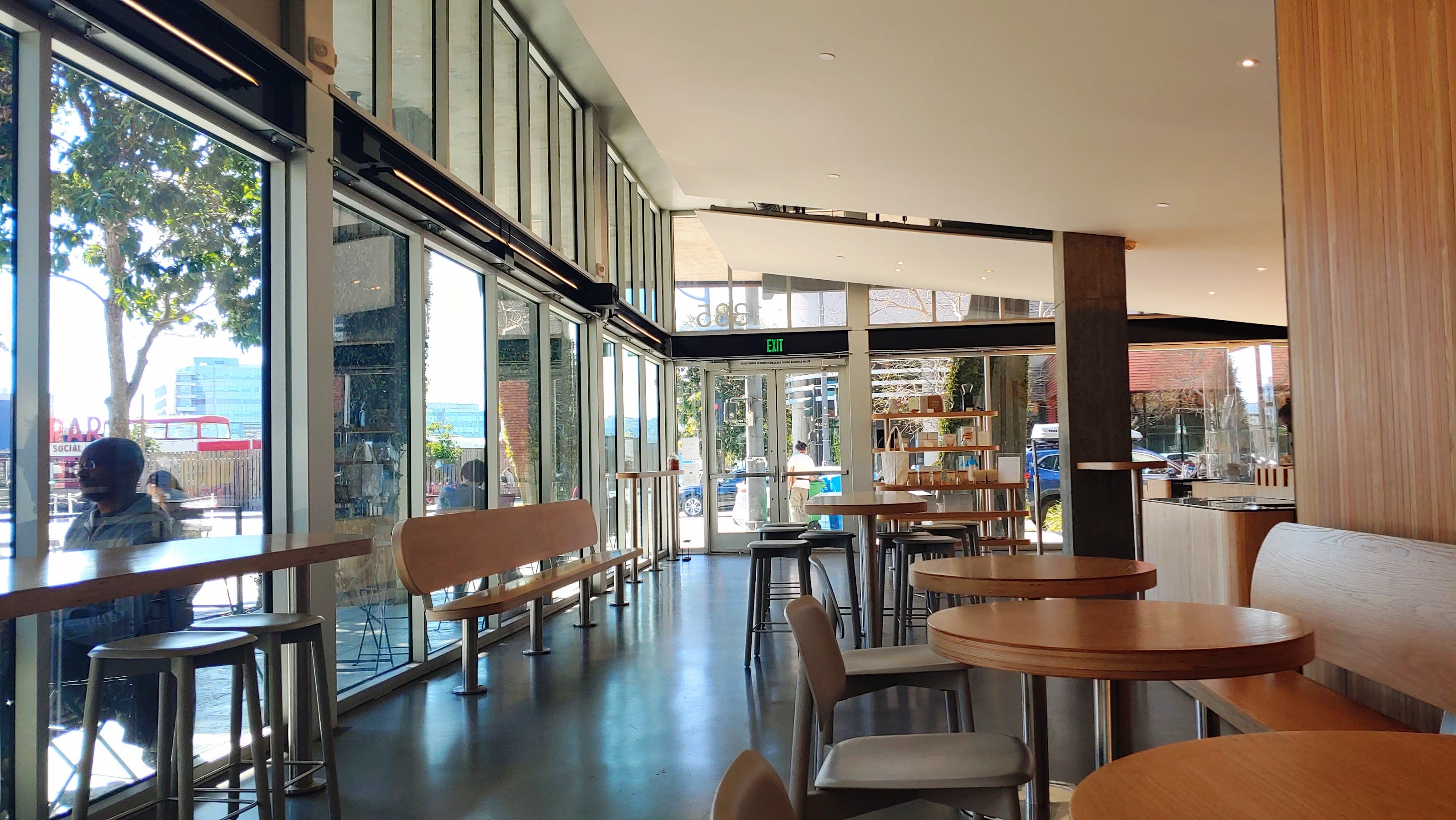 Blue Bottle Coffee thumbnail