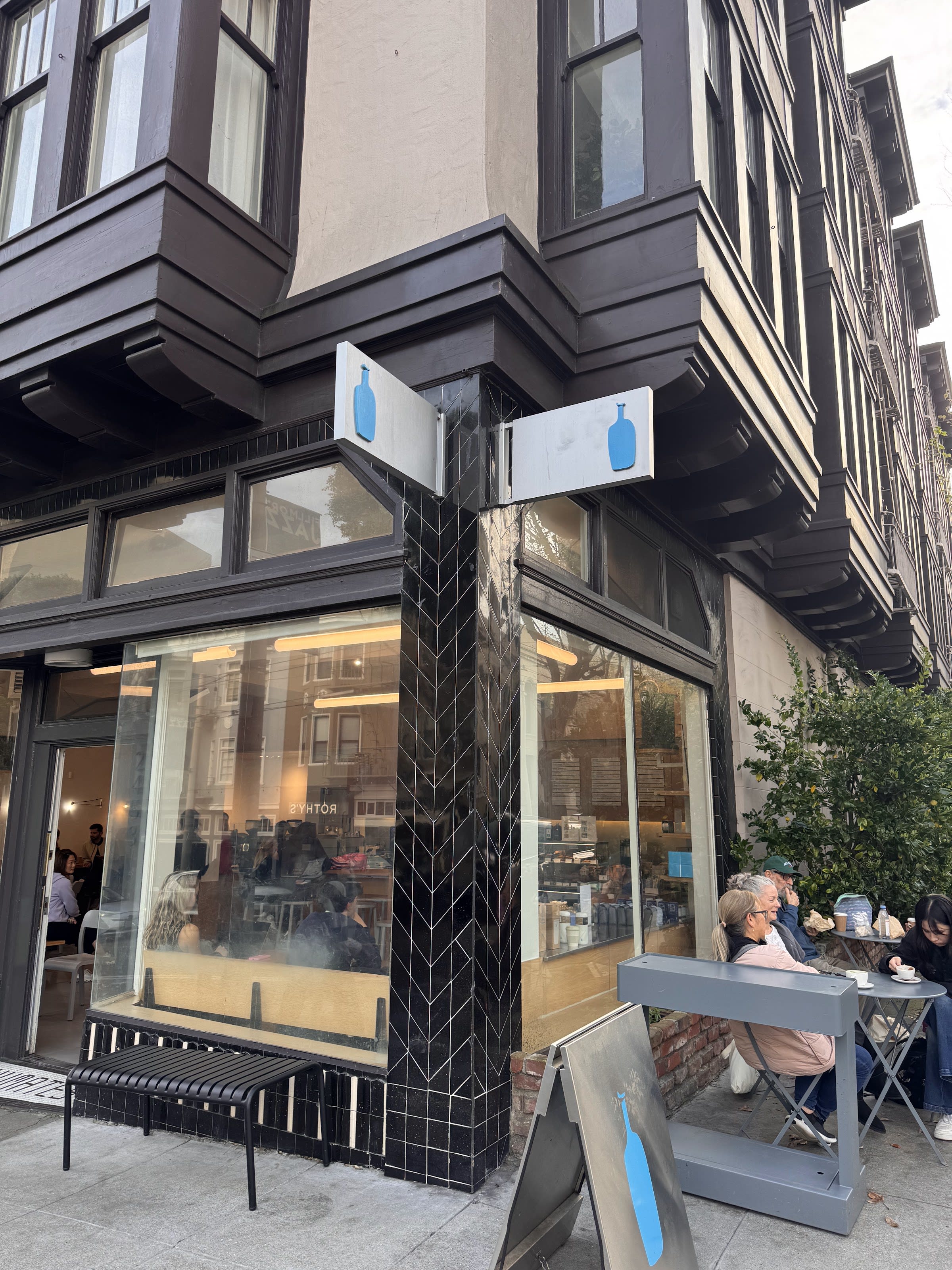 Blue Bottle Coffee thumbnail