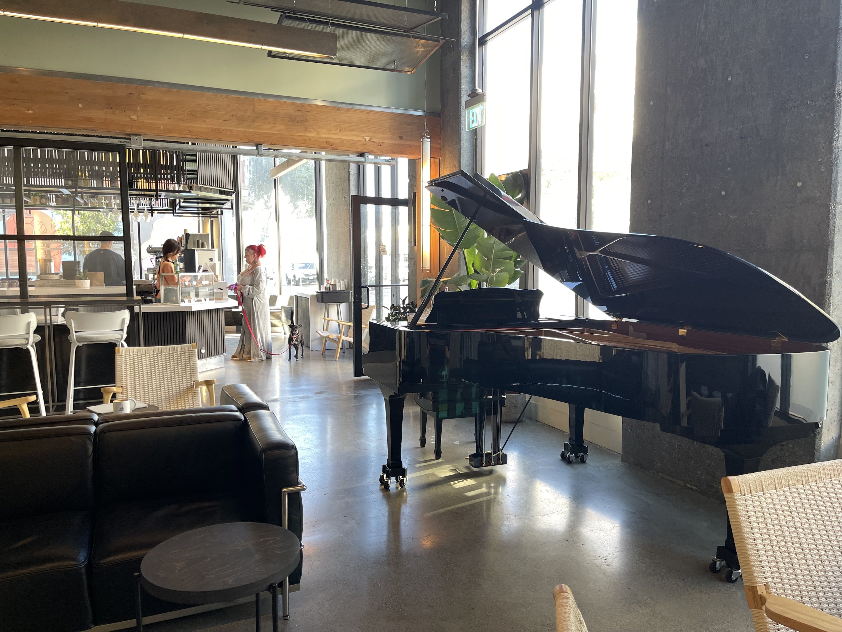 Dento Piano Cafe and Bar thumbnail