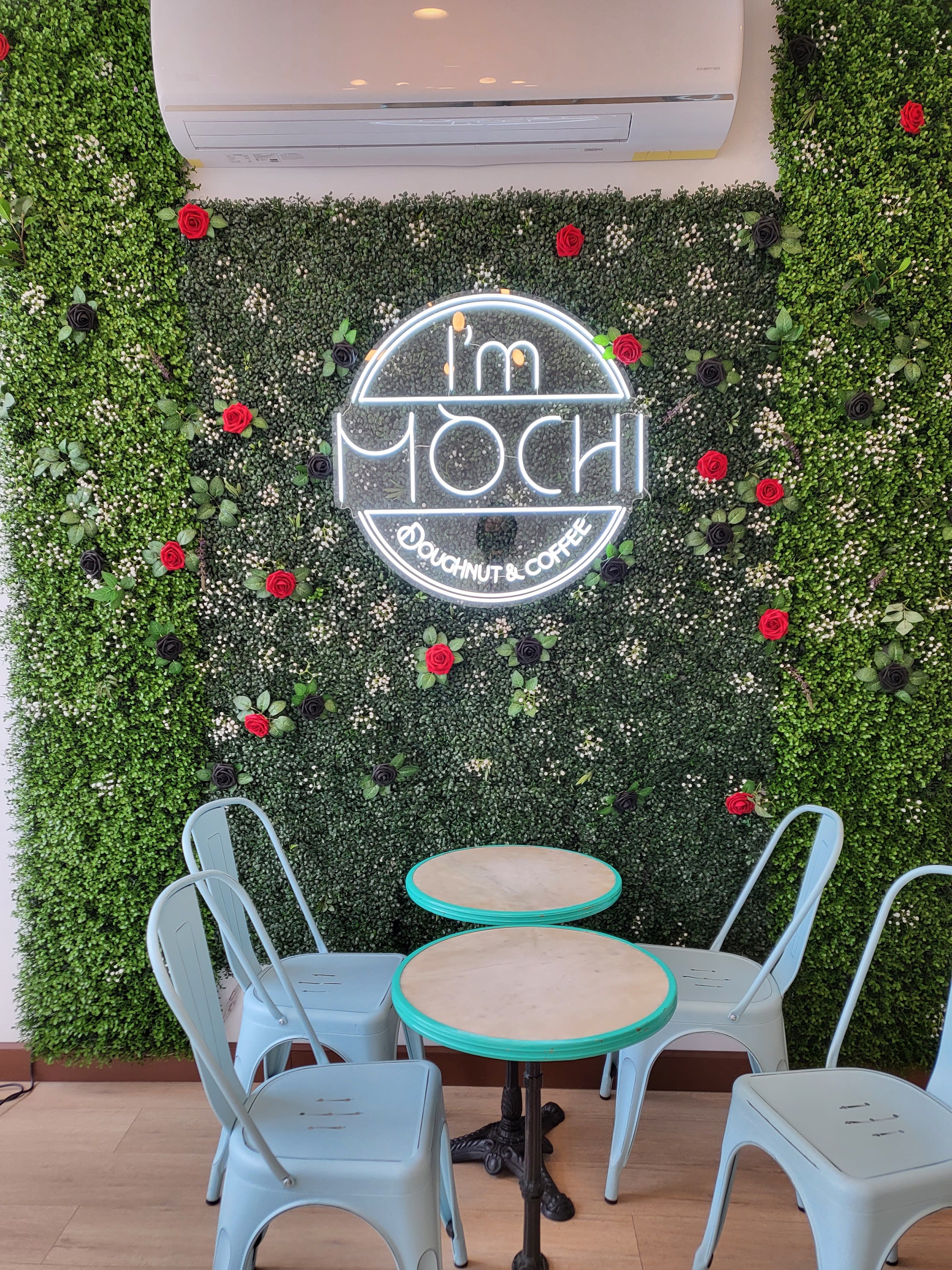 Tsaocaa Tea Bayside & I'm Mochi Donut thumbnail