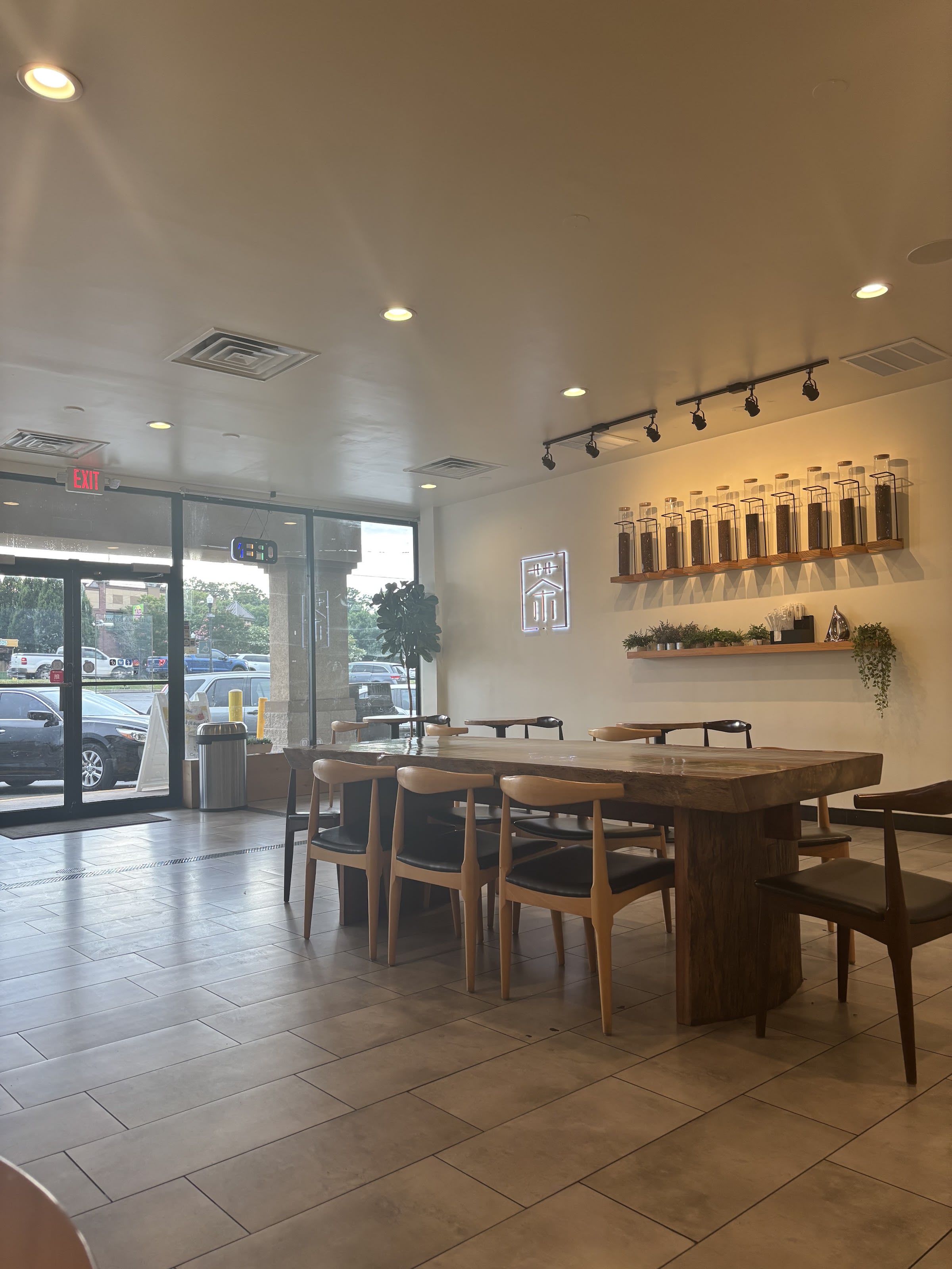 Tea Leaf and Creamery thumbnail