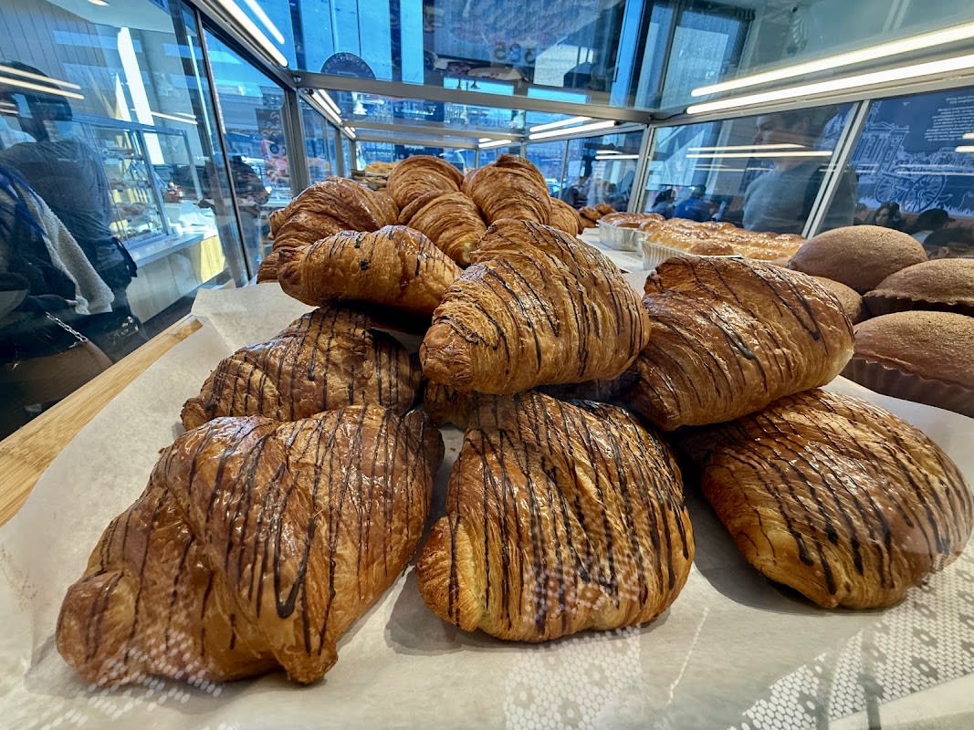Paris Baguette thumbnail