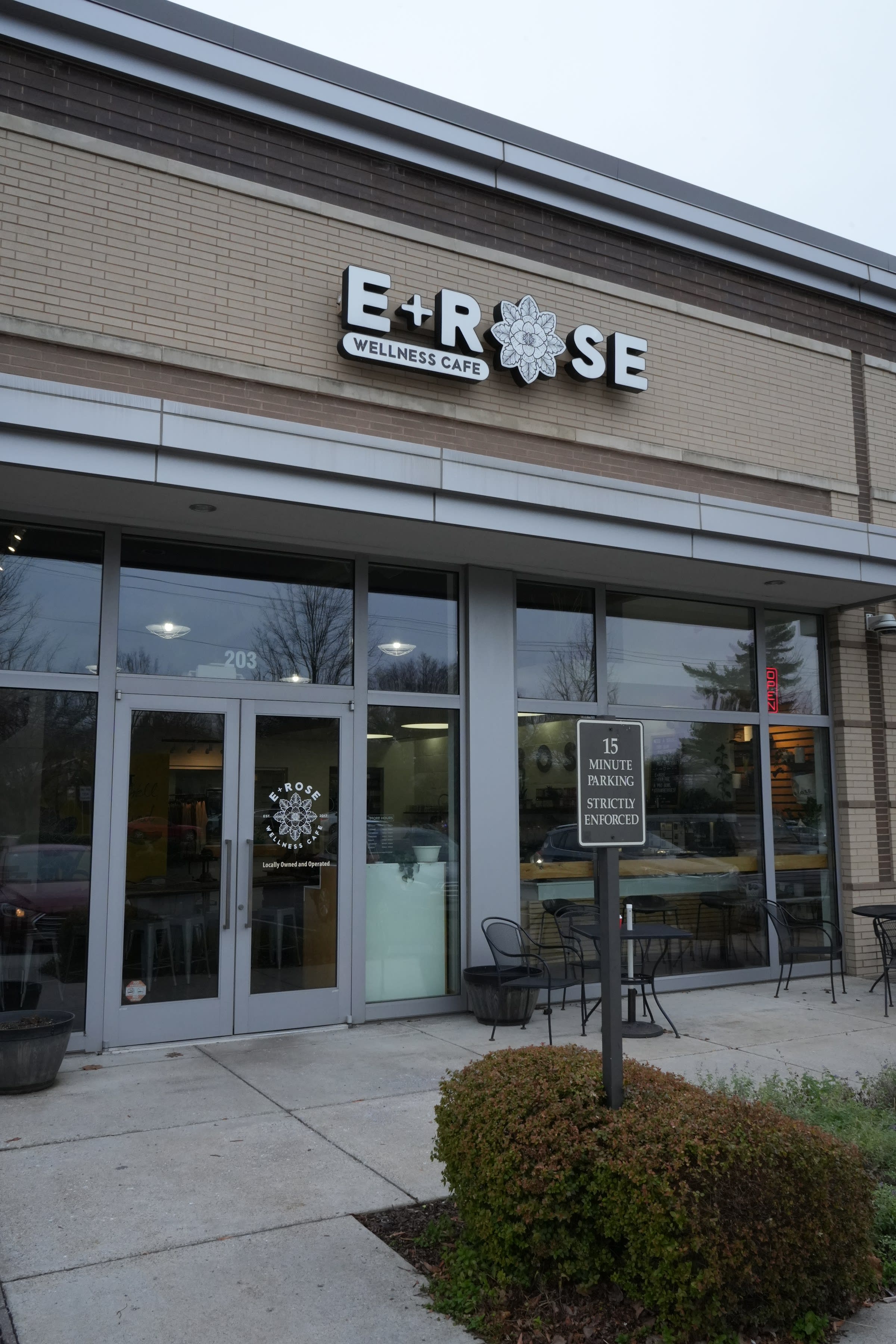 E+ROSE Wellness Cafe - Brentwood thumbnail