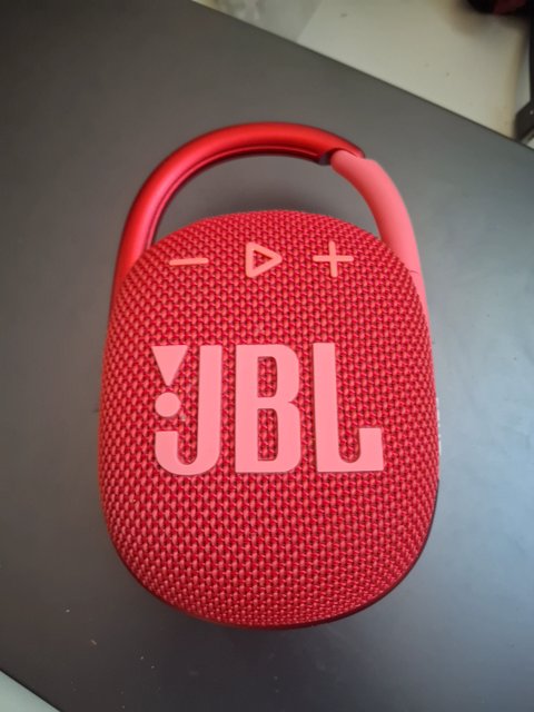 JBL Clip 4
