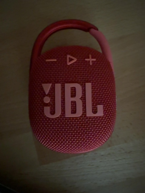 JBL Clip 4