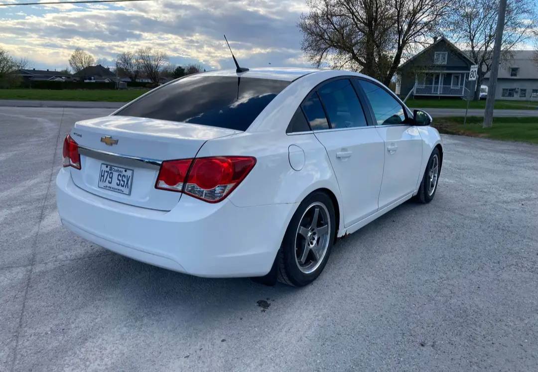 Cruzer 1.4 turbo Manual — foto 2 de 6