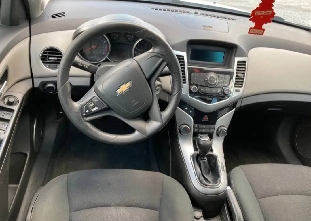 Cruzer 1.4 turbo Manual — foto 5 de 6